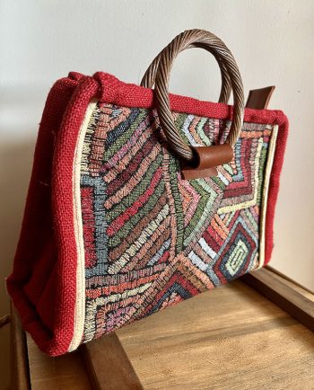 Bolso de tela étnica en rojo y marrón1