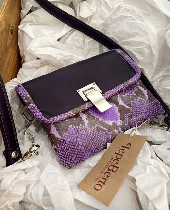 Bolso bandolera serpiente morado01