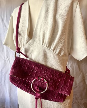 Bolso cocodrilo fucsia02