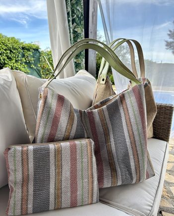 Bolsa de playa en tejido de rayas y yute reversible con neceser01