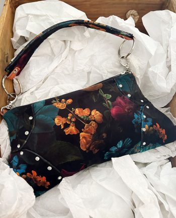 Bolso de hombro tipo Baguette en terciopelo de flores01