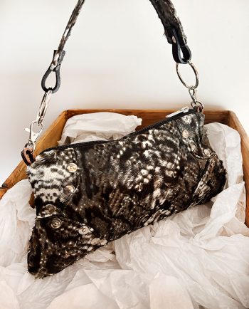 Bolso Baguette en tela print animal con pelo02