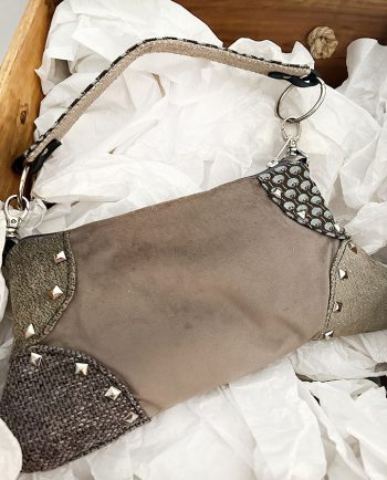 Bolso Baguette en mix de terciopelos gris y beige01