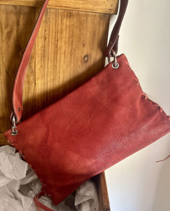 Bolso de hombro en piel de cabra color teja 02