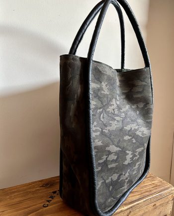 Bolso de herraje print camuflaje verde