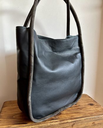 Bolso de piel verde oscuro