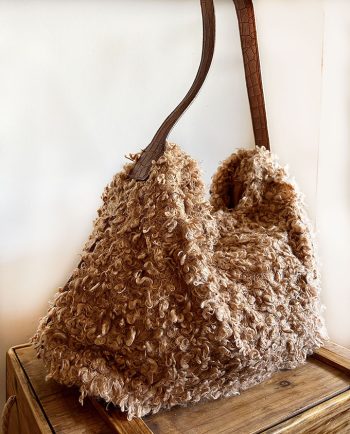 Bolso de piel y tejido de punto rizado01