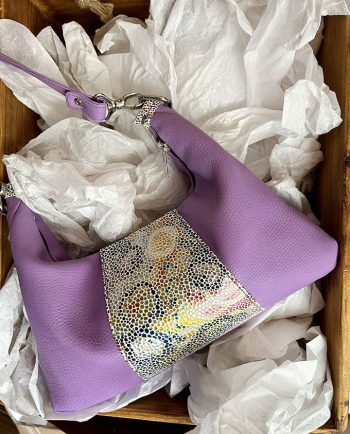 Bolso de hombro violeta y print fantasia01