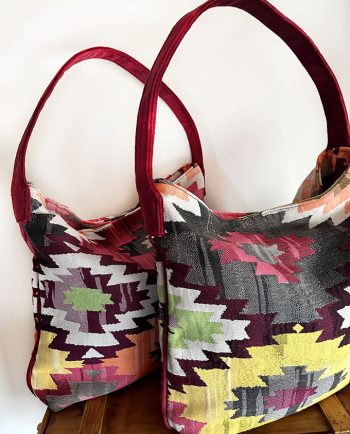 Bolso estampado étnico en tela gobelino y terciopelo01