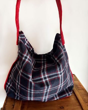 Bolso de tela cuadro escocés y terciopelo rojo02