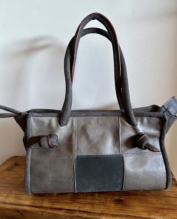 Bolso de mano en mix de pieles color gris oscuro1