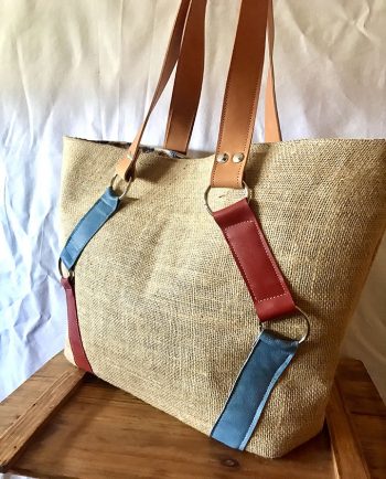 Bolso de yute de playa con asas de piel 01