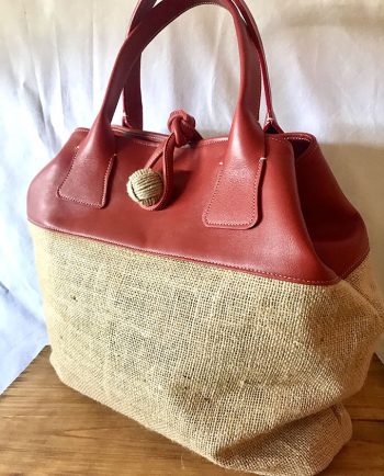 Bolso de yute tostado y piel roja 01