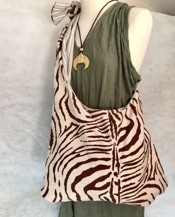 bolsa playa estampado safari reversible1